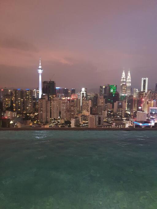 クアラルンプールInfinity Pool/ Lucentia Bbcc, Near Lalaport, Pnb118, Klccアパートメント エクステリア 写真